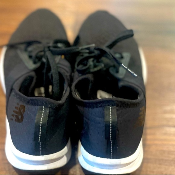 ✨✨ black memory foam new balance ✨✨ - Picture 3 of 6